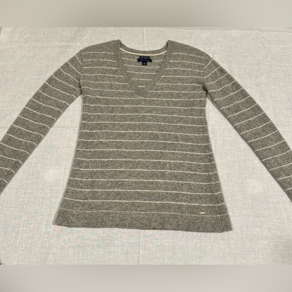 Tommy Hilfiger Cashmere V Neck Sweater